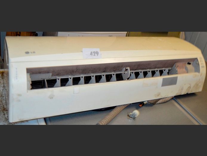 LG SPLIT AIRCON [Inside unit only, untested] [#: 416205633]