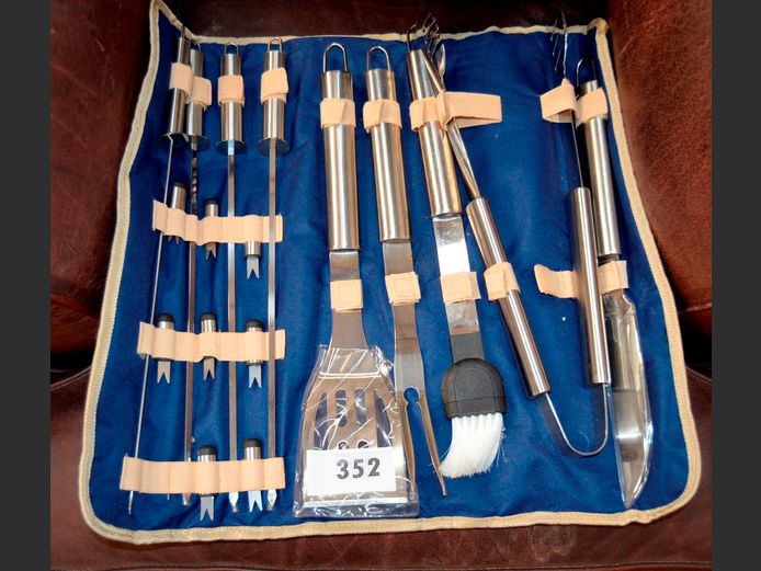 BRAAI SET IN BAG