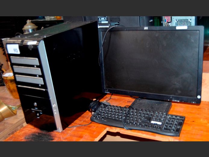 GIGABYTE i3, 4th GENERATION PC WITH HP 22" LCD MONITOR, KEYBOARD & MOUSE [4GB RAM, 1TB HDD & WINDOWS 11] [Working]