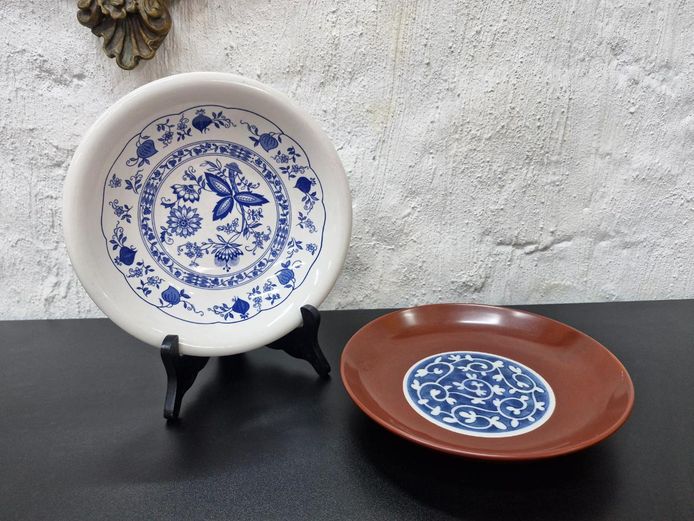 Vintage Blue & White Decorative Ceramic Shallow Bowls