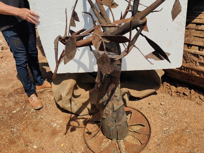 STEEL ART TREE