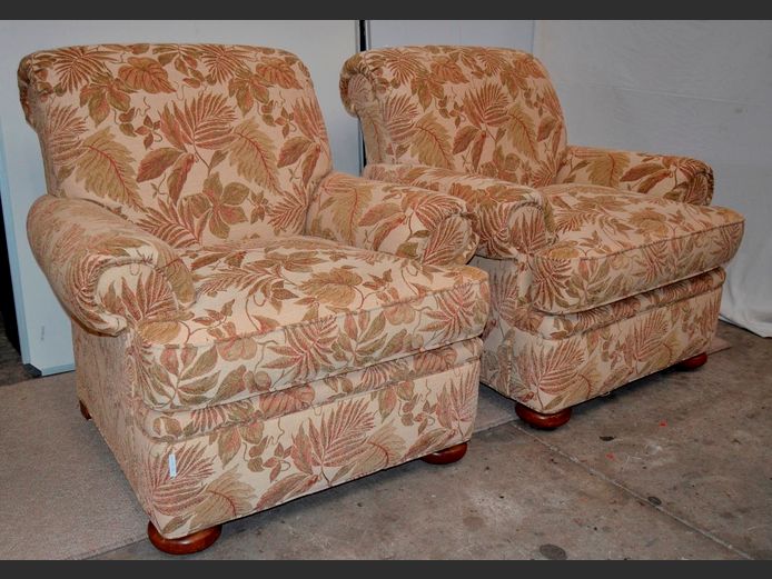 PAIR SHERRILL BROWN LEAF PATTERNED UPHOLSTERED ARMCHAIRS