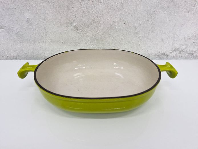 Vintage Le Creuset No. 25 Kiwi Green Cast Iron Oval Gratin Dish