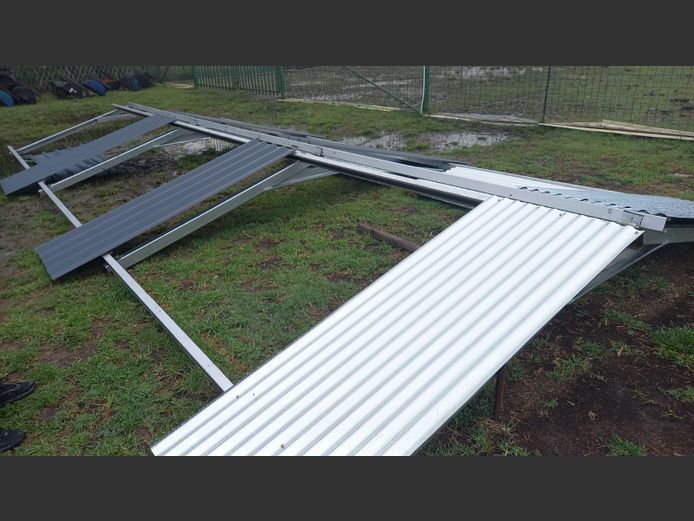 4mx9m steel structure chromodeck widespan sheet grey height 3m