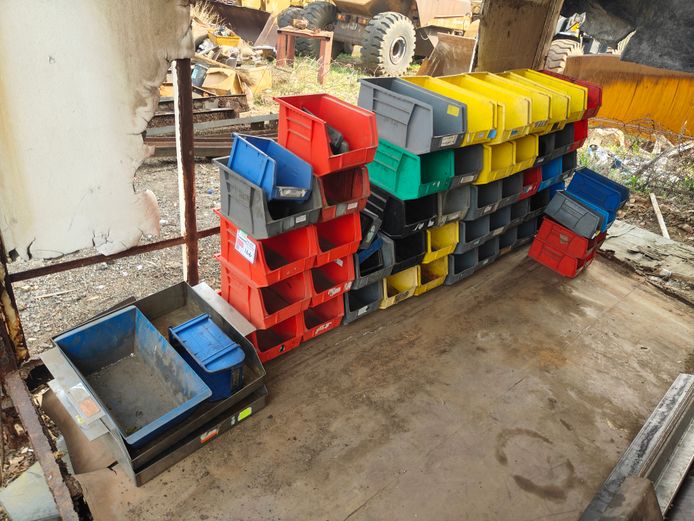 LOT LINBINS