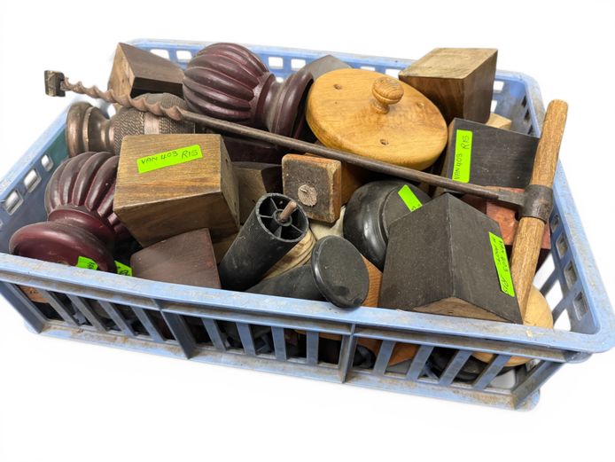 Lot of Couch/Table Feet 