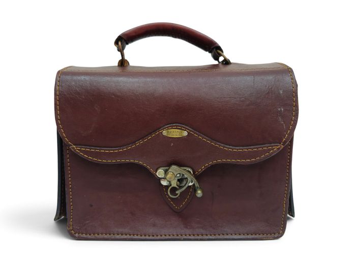 Vintage Beatnix Leatherworks Handcrafted Leather Satchel