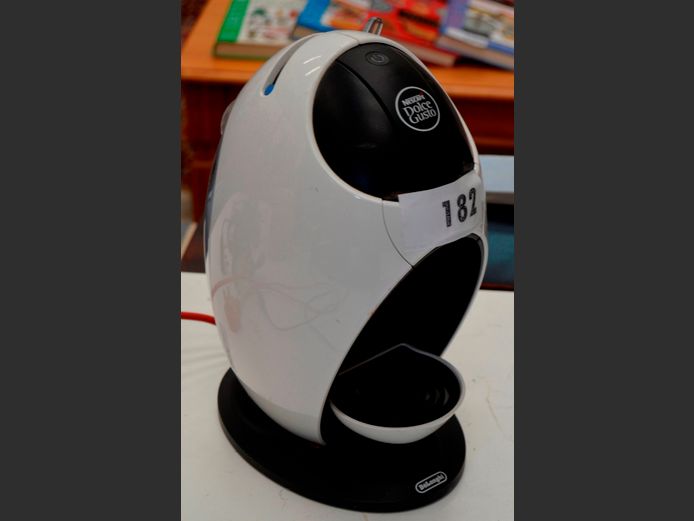NESCAFE DOLCE GUSTO COFFEE MAKER [Switches on, untested further]