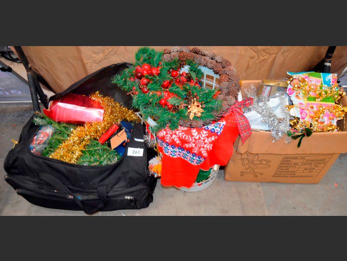 LARGE LOT: CHRISTMAS DECORATIONS, etc