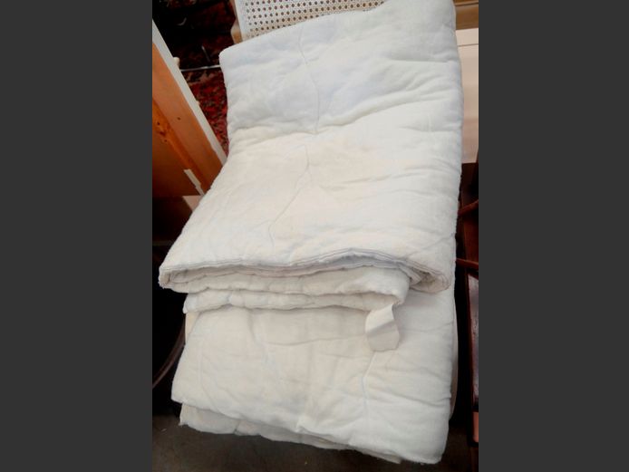 LOT OF 3: DUVET INNERS