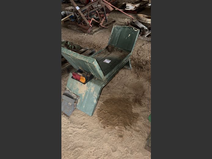 Modder Skerms MB 1100