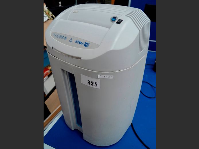 KOBRA PAPER SHREDDER [Switches on, untested further]