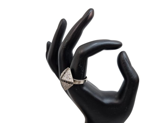 Sterling Silver Geometric Pavé-Set Cubic Zirconia Ring