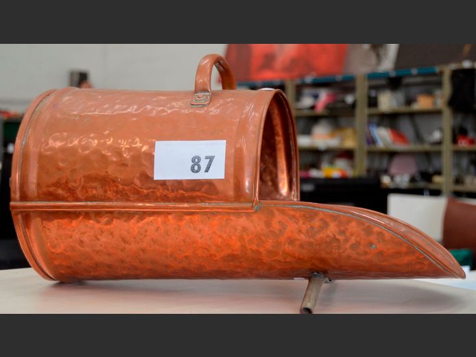 BEATEN COPPER COAL SCUTTLE, 43 x 23 x 20cm