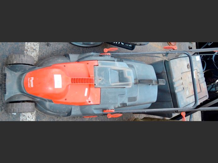 FLYMO LAWNMOWER WITH GRASS CATCHER [Faulty switch]