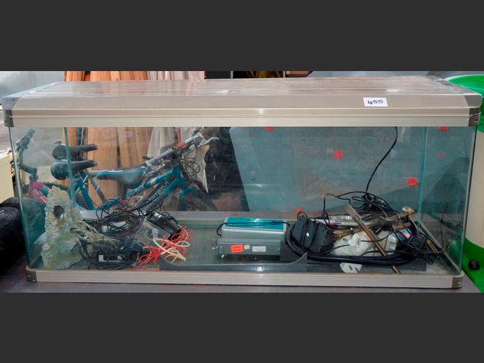 FISH TANK, 153 x 45 x 65cm, & ACCESSORIES