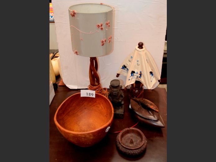 LOT: BEDSIDE LAMPS, WOODEN BOWL, etc