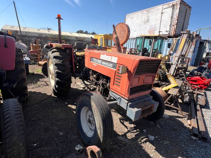 New Holland 75-56 Trator