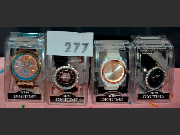 LOT: 4 x DIGITIME LADIES WATCHES [Unchecked]