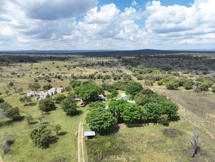 Farm 944 KR Reg Div: KR LIMPOPO