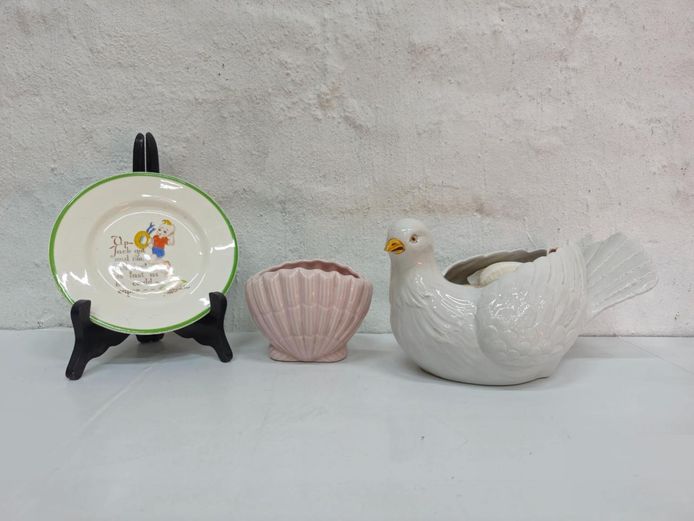 3-Piece Ceramic Lot: Nursery Plate, Bird & Shell Planters