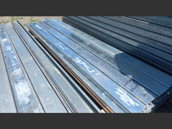 2.4m to 2.8m galvanised lipchannel 125mmx50mm 2mm thick