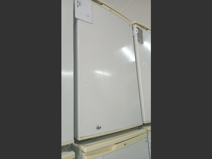 LG Bar Fridge - Tested