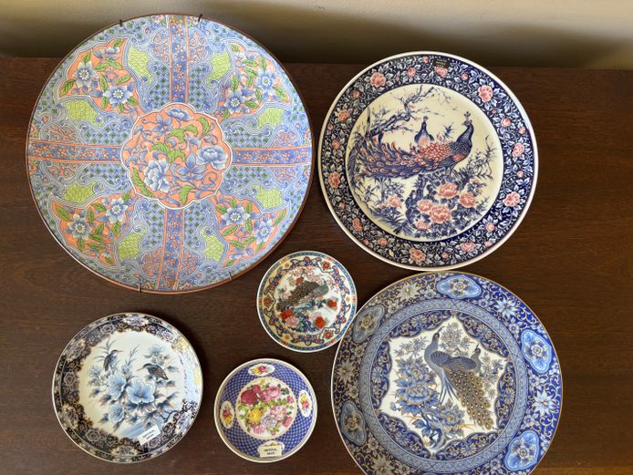 Set of Imperial Imari Plates 