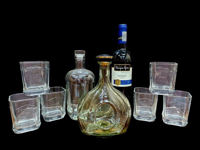 Bar Collection: 2006 Merlot, Embossed Whiskey Glasses