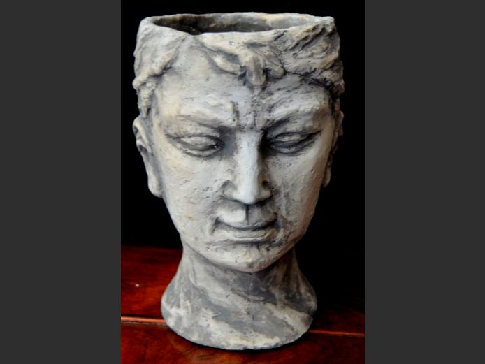 CONCRETE "FACE" PLANTER, 15 x 23cm