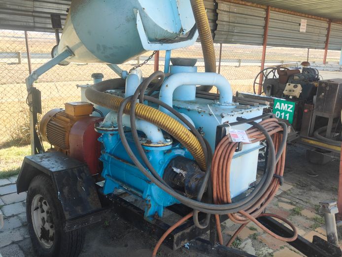 ELECTRICAL MOBILE VACUUM UNIT  SMALL WITH START AND GO BOX (22kW MOTOR)