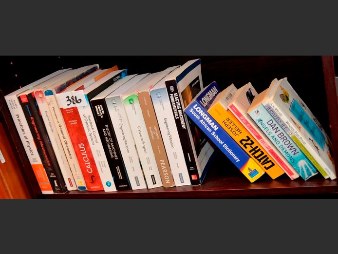 ASSORTED BOOKS: CHEMISTRY, PHYSICS, etc [#: 419103198]