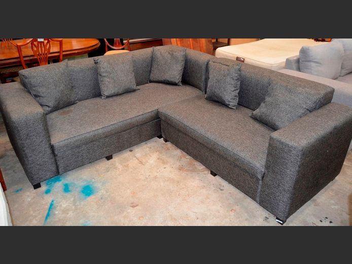 GREY UPHOLSTERED L-SHAPED LOUNGE SUITE, 230 x 200cm [Needs cleaning in places]