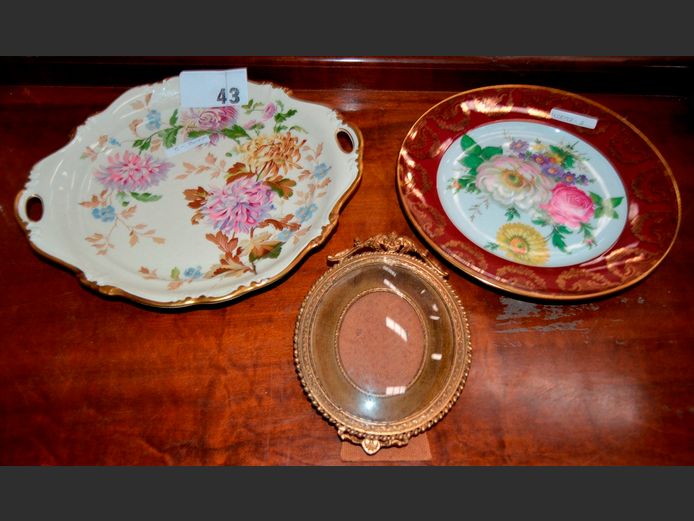 BAYREUTH PLATE, CHRYSANTHEMUM CAKE PLATE & A PHOTO FRAME
