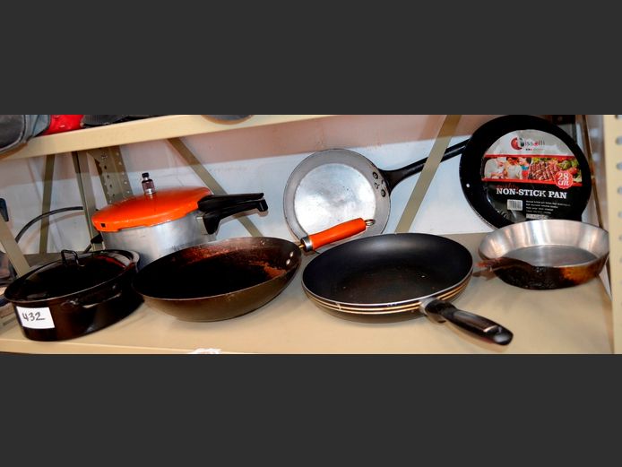 CAST IRON POT WITH LID, TEDELEX PRESSURE COOKER, NON-STICK FRYING PANS, etc