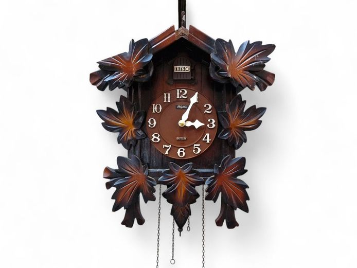 Rhythm Cuckoo Battery Clock