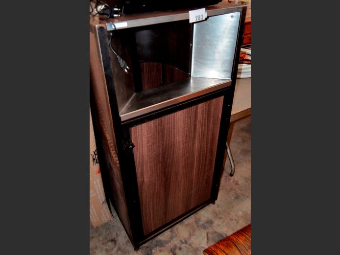 LARGE WASTE BIN STATION [Needs attention, No bin inside]