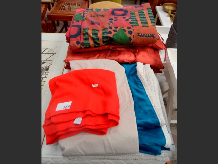 SOFT BLANKETS, LOUNGER CUSHION, etc