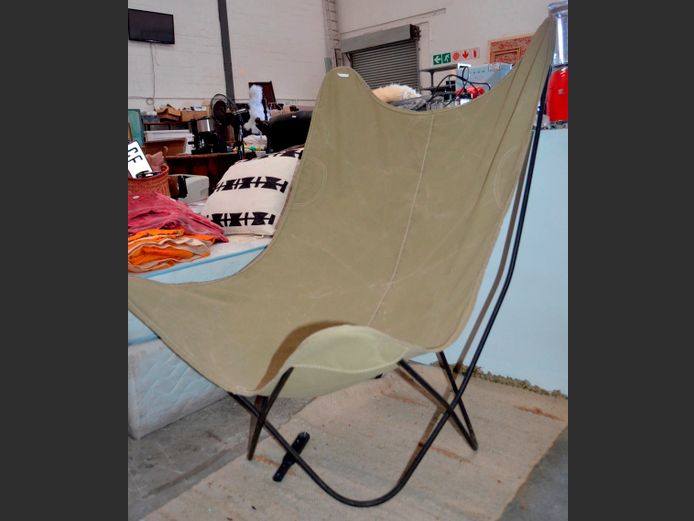 CANVAS & METAL SLING CHAIR