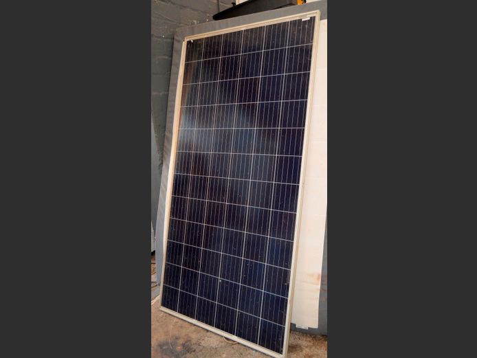 CANADIAN SOLAR 325W SOLAR PANEL, 196 x 99cm [Used]