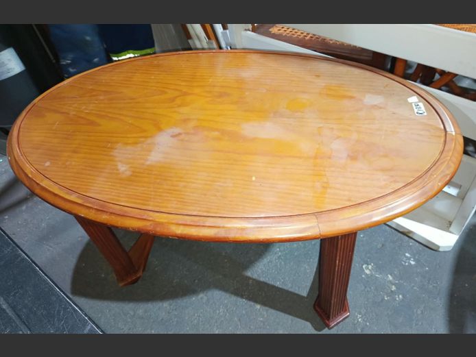 PINE TOP OVAL COFFEE TABLE, 96 x 59 x 51cm