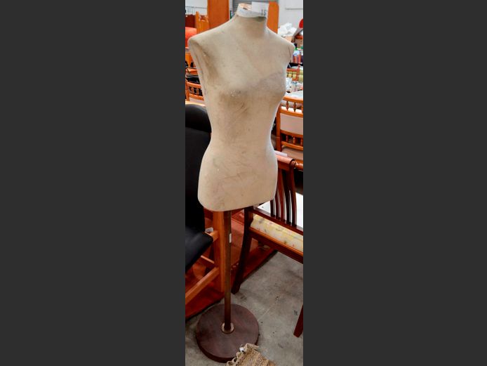 FEMALE MANNEQUIN TORSO, 150cm High [Needs a clean]