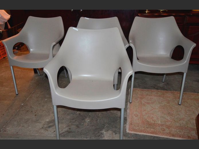 SET OF 4 GREY PLASTIC PATIO CHAIRS