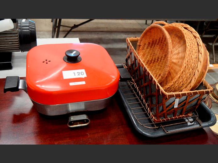 PINEWARE ELECTRIC FRYING PAN [Switches on, untested further], OVEN DISH, etc