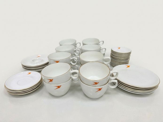 1970's SAA/SAL Huguenot Royale Fine Porcelain In-Flight Catering Collection (42 Pieces)
