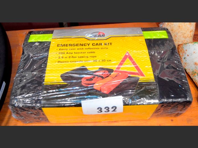 GEAR EMERGENCY CAR KIT