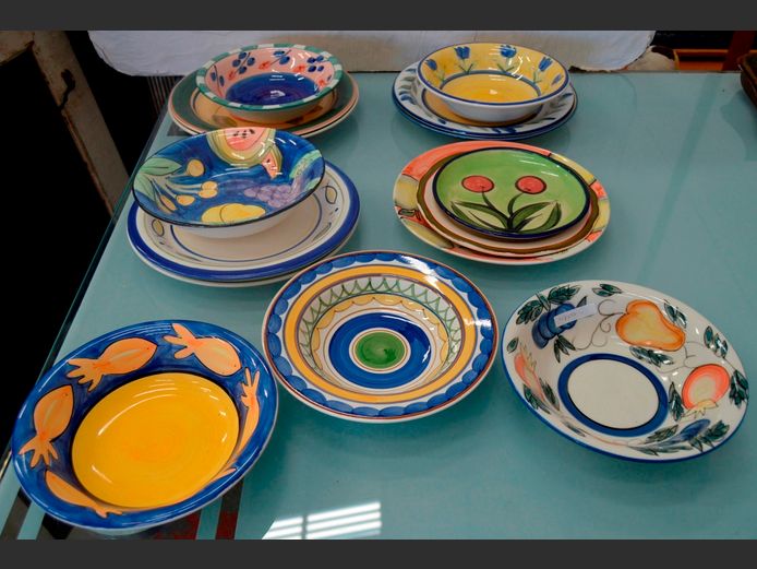 STONEAGE, STUDIO NOVA STONEWARE PLATES & BOWLS