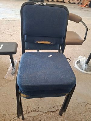 Visitors chairs blue