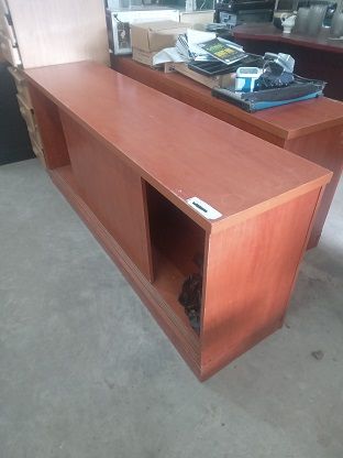Office long credencer