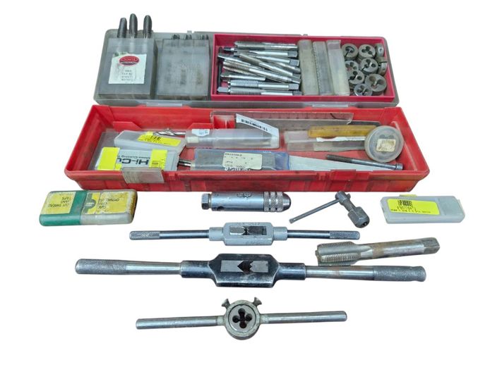 Craftsman Tap & Die Set & Extra's
